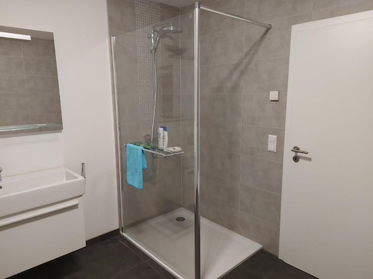 Lovely 2 Bedrooms Of Totally 30 M2 With Private Balcony Vichten Bagian luar foto