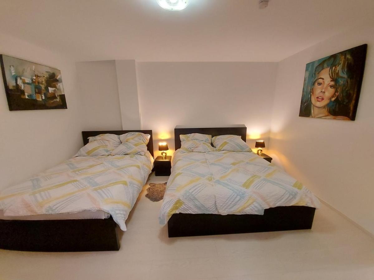 Lovely 2 Bedrooms Of Totally 30 M2 With Private Balcony Vichten Bagian luar foto